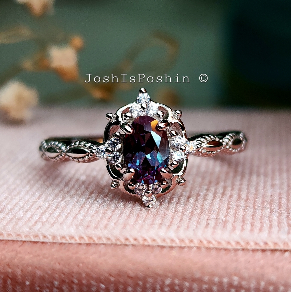 1/2CTW Alexandrite halo ring in sterling silver - Picture 3 of 9